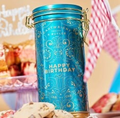 4180_C&B_23Q1_HappyBirthdayMusical Tin_LI_01 (1)